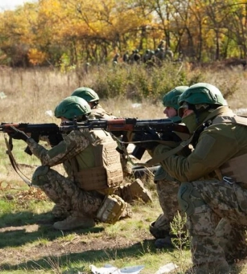 ЗСУ вполювали зенітний ракетний комплекс С-300 окупантів та відбили атаки на трьох напрямках 