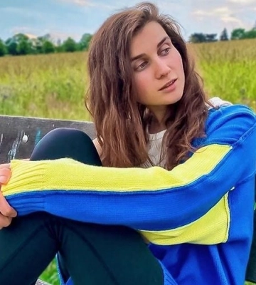 &quot;Я в Києві&quot;: Jerry Heil у свій день народження повернулася додому і показала милі фото