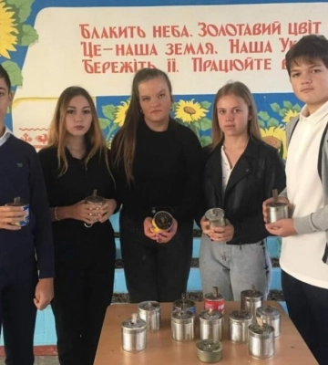 Учні з Білгорода-Дністровського доєдналися до акції «Вогник для ЗСУ»