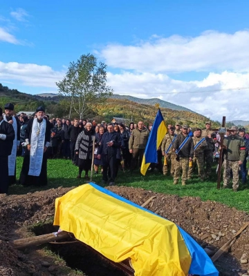 Священники 11 епархий УПЦ отпели погибших украинских воинов