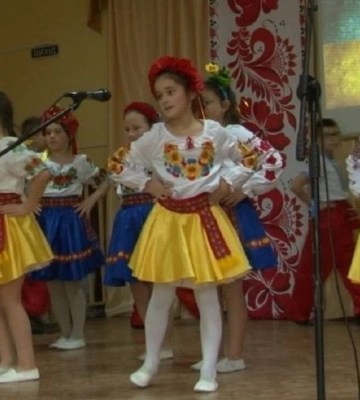 У Черкасах школярі під час концерту зібрали для ЗСУ 50 тисяч гривень