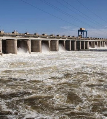 Окупанти заявили, що почали скидати з Каховського водосховища воду