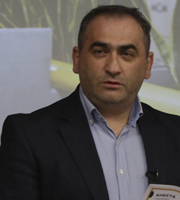 Помер режисер та журналіст Леонід Канфер