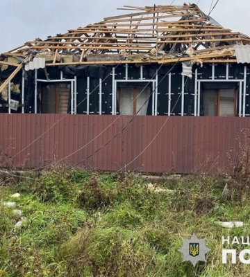 Обстріл житлових будинків Бахмута: поліція показала наслідки 