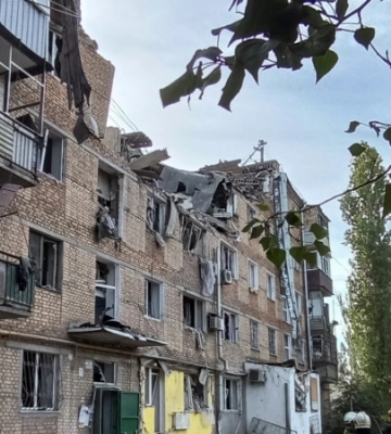 Росіяни обстріляли ракетами Миколаїв, одна з них влучила у будинок