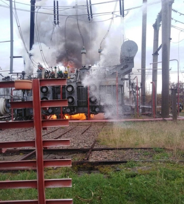 Російські війська обстріляли одразу дві підстанції на Миколаївщині: які наслідки