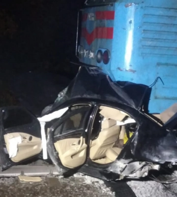 Львівщина: пасажирський потяг зіткнувся з автівкою, є загиблі