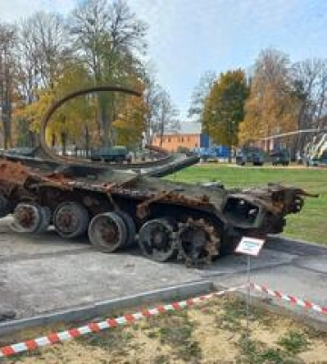 До Полтавського музею авіації привезли знищену російську техніку