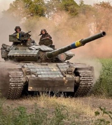 Ворог намагається прорватися на Півдні та на Донбасі: актуальна карта бойових дій