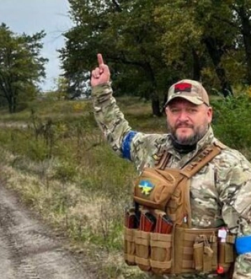 &quot;Миша, тебе никто денег не даст&quot;: Михаил Добкин на передовой произвел фурор среди украинцев