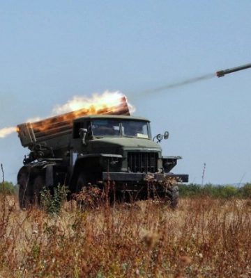 Росіяни обстріляли з &quot;градів&quot; і важкої артилерії Дніпропетровщину, є загиблий