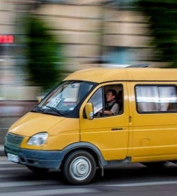 З Гуляйполя до Запоріжжя відновили курсування евакуаційних автобусів
