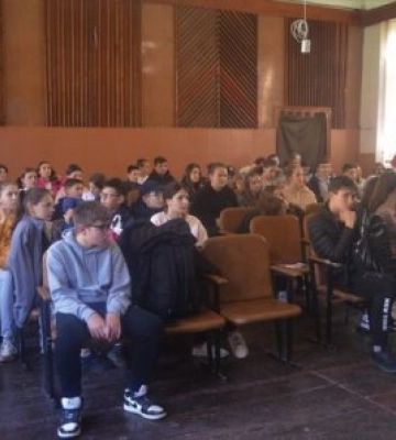 У Рахові продовжують навчання із сортування побутового сміття