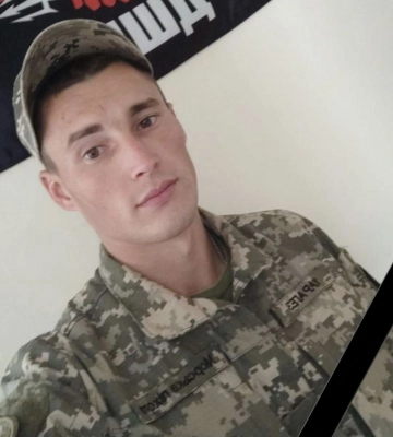 У Болградському районі знову втрата: на Херсонщині загинув морський піхотинець Констянтин Карагез