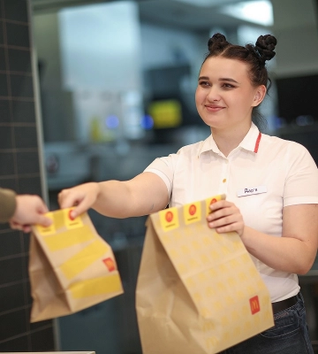 Та ще п’ять ресторанів у Києві. McDonald’s відновлює роботу в Тернополі та Борисполі