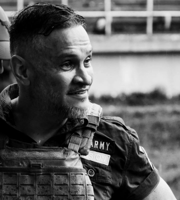 Зірка &quot;Майстер-шеф&quot; Ектор Хіменес-Браво виїхав на передову та зустрівся з генералом Марченком