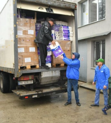 На Рівненщину доставили гуманітарну допомогу від виробника &quot;байрактарів&quot;