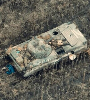 Військові РФ обстріляли цивільне авто на Херсонщині. Є загиблі та поранені. Серед них 5-річна дитина
