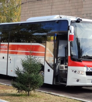 Можна рятувати важких пацієнтів: Черкащина отримала унікальний шпиталь-автобус