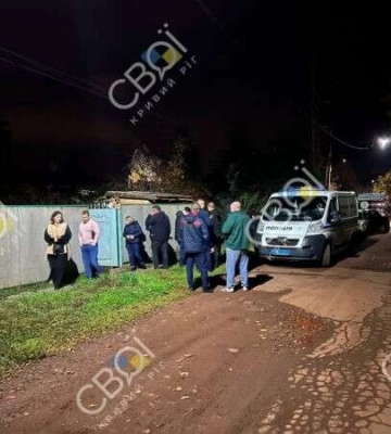 У Кривому Розі жінка народила сьому дитину та втопила її у вигребній ямі