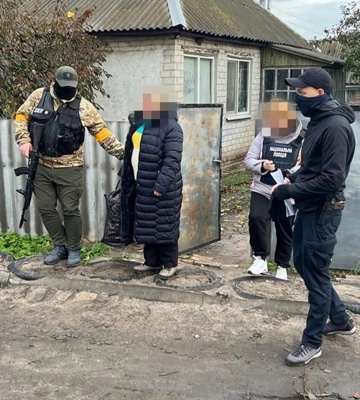 СБУ затримала колаборантку, яка очолювала окупаційну &quot;Роспочту&quot; на Харківщині