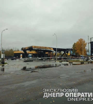Все вигоріло вщент: як виглядає заправка у Дніпрі після ракетного удару
