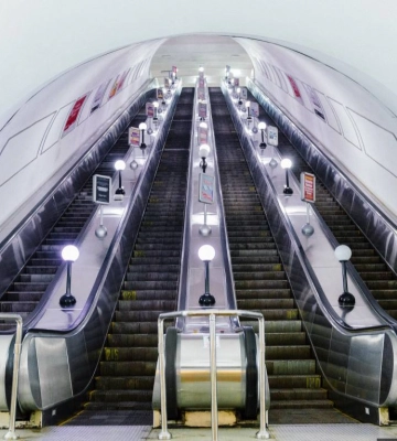 Терехов заявил, что в Харькове запускают эксалаторы в метро
