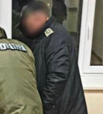 На Буковині митників підозрюють у співучасті в ухиленні від сплати 80 млн грн податків за ввезення цигарок