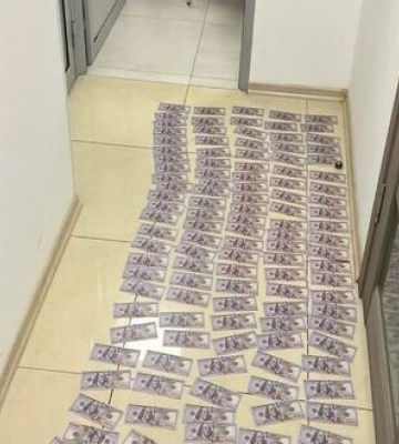 Депутат ОПЗЖ та керівник філії столичного банку організували канали нелегального виїзду за кордон, - СБУ. ФОТОрепортаж