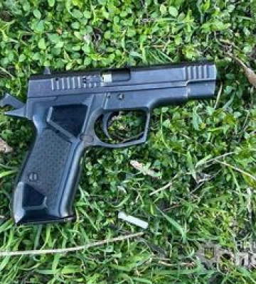 У Кременчуці чоловік стріляв із травматичної зброї у військового