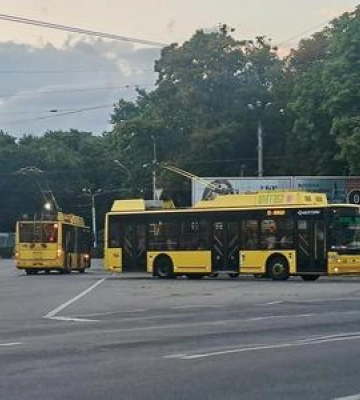 У Полтаві запустять додатковий транспорт в поминальні дні