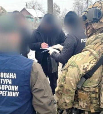 Правоохоронця з Волині підозрюють у нелегальній торгівлі деревиною у прикордонній зоні