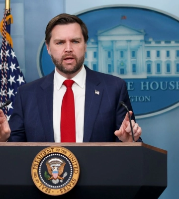 Венс запевнив, що Трамп не нав&#039;язуватиме Україні мирну угоду з РФ, - NBC News