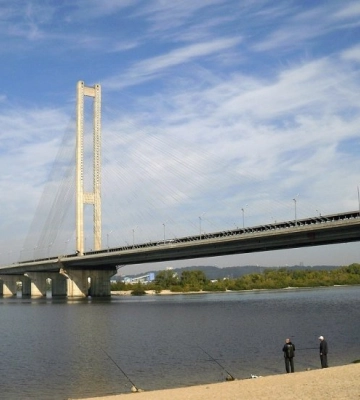 У Києві на три дні частково обмежать рух Південним мостом: коли діятимуть зміни