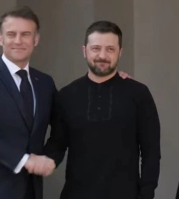 Многонациональные силы, которые будут развернуты в Украине после прекращения боевых действий, проведут учения в "соседних странах" в "ближайшие месяцы" – Макрон