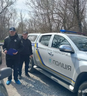 Таємнича смерть на Дніпропетровщині: поліція розслідує вбивство чоловіка, схожого на депутата