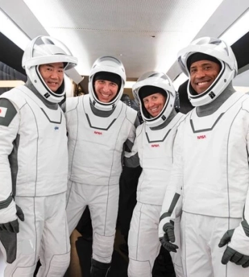 SpaceX запустила місію Fram2: перший в історії пілотований космічний політ над полюсами Землі