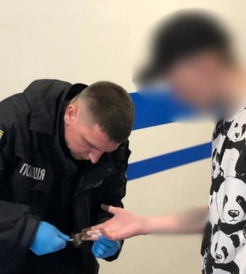 Пограбував неповнолітню: в Білгороді-Дністровському оперативно затримали зловмисника