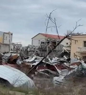 Понівечена атаками "Шахедів" та ракетними обстрілами курортна Затока на Одещині. ВIДЕО