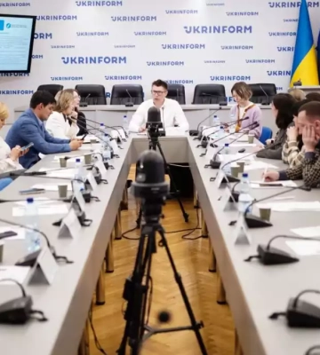 У Києві представили практичний посібник «Журналістська діяльність в умовах війни»