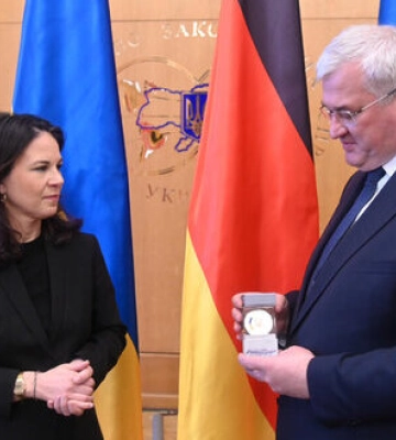 Бербок отримала відзнаку МЗС за підтримку України під час війни, - Сибіга. ФОТО