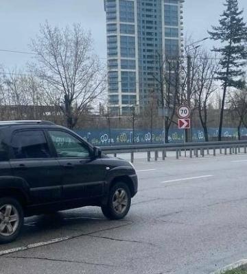 У Києві та Дніпрі з 1 квітня збільшили дозволену швидкість для авто - на яких дорогах