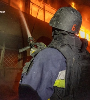 Массированная атака на Харьков: в ГСЧС показали последствия налета дронов