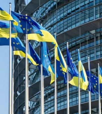 Дві третини українців вважають, що США втомились від України, а Європа – ні
