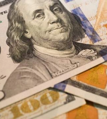 Що буде з курсом долара США в найближчі місяці