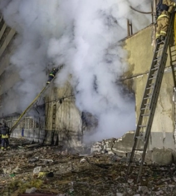 У Харкові показали наслідки масованої атаки дронів: восьмеро постраждалих, з них - троє дітей
