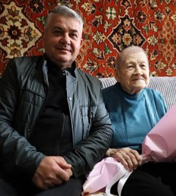 Мешканка Миколаєва Валентина Хомутянська відзначає 100-річний ювілей Мешканка Миколаєва Валентина Хомутянська відзначає 100-річний ювілей