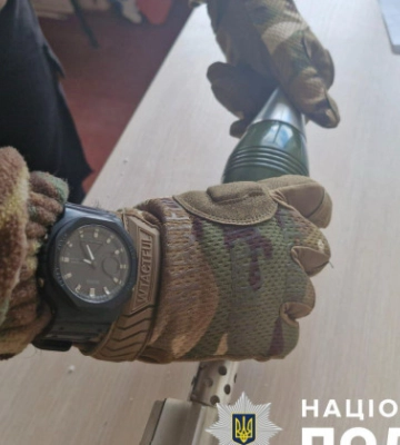 Евакуювали всю школу: на Закарпатті пʼятикласник приніс на уроки макет міни