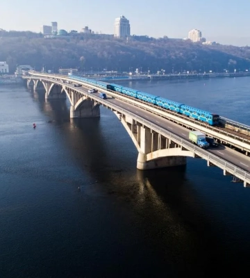 У Києві на два дні перекриють рух поїздів мостом Метро: подробиці
