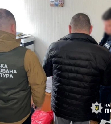 Військові будували будинок за 3 млн грн &quot;бойових&quot;: викрито ексзаступника командира в/ч та його підлеглого на Донеччині. ФОТО